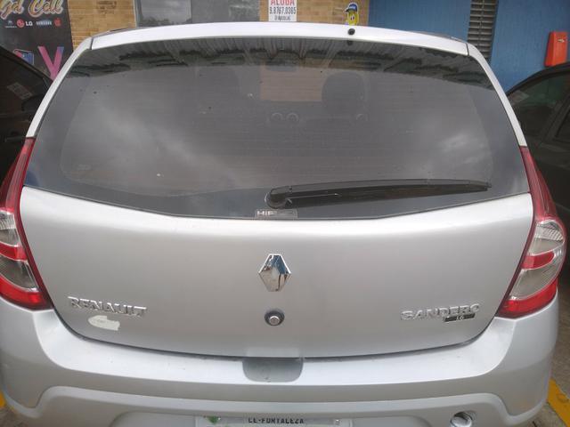 Vendo Sandero ano 2010/11 alienado a carta de crédito, Santander, entrada de 11.800 - Foto 6