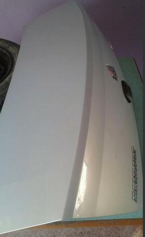 Tampa portamalas Clio Sedan 2004 - Prata - Foto 2