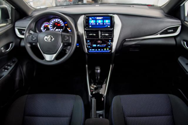 TOYOTA YARIS HATCH XL PLUS AT 19/20 - Foto 15