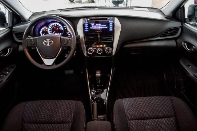 TOYOTA YARIS SEDAN XL AT 19/20 - Foto 19