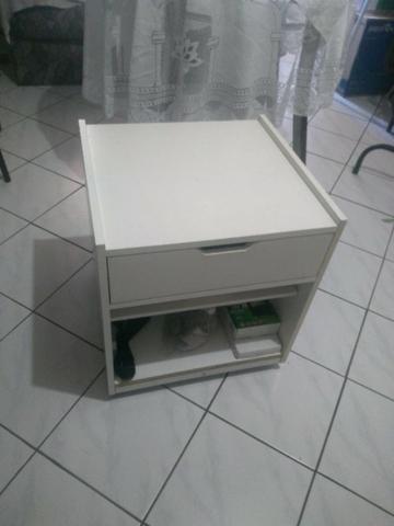 Criado mudo branco (usado) - Foto 2