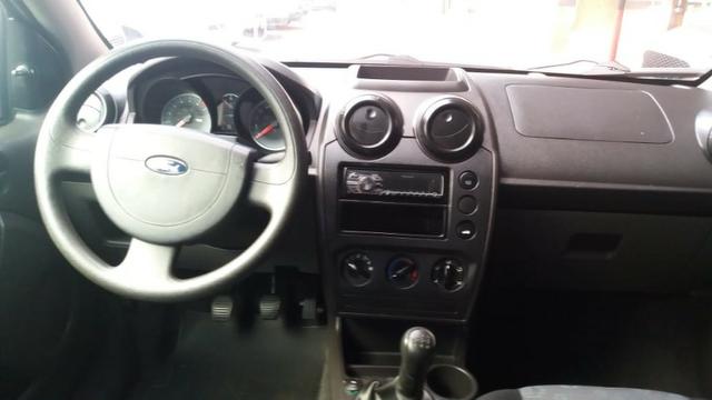 Ford fiesta 1.0 flex - Foto 8