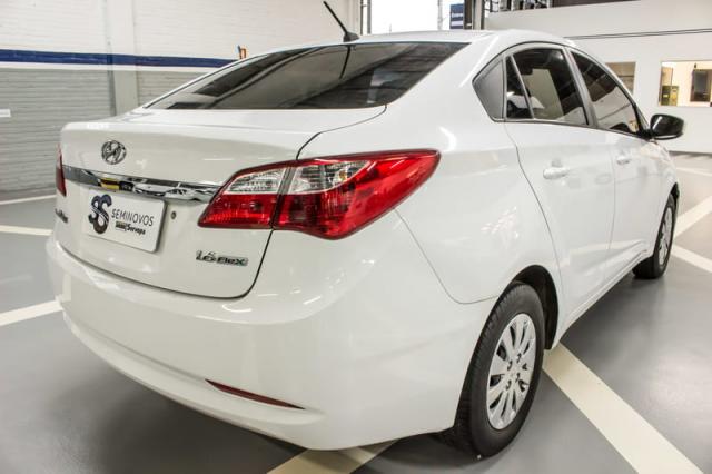 HYUNDAI HB20S 1.6 COMFORT PLUS 16V - Foto 12