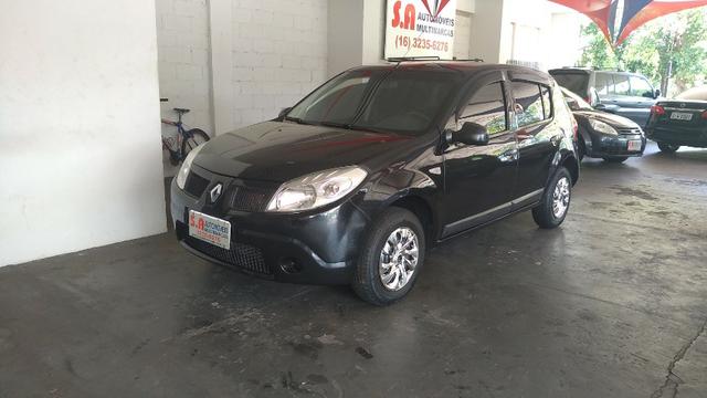 Renault - Sandero Autentic 1.0 - Foto 3
