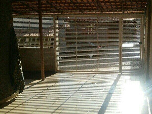 Repasso casa financiada e aceito carro no negócio - Foto 6