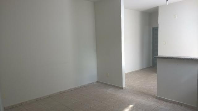 Casa 2qts, Prox a Unievangelica e corpo de Bombeiros no Jardim as Americas - Foto 2