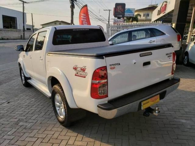 Hilux CD SRV D4-D 4x4 3.0 - Foto 8