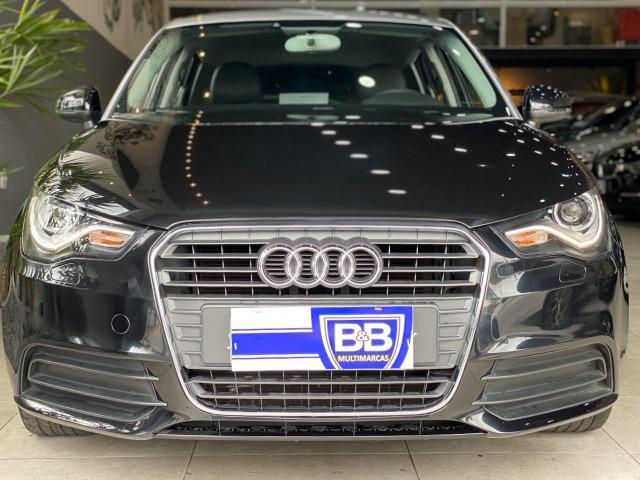 Audi A1 1.4 Tfsi Sportback Attraction 16V 122CV Gasolina 4P S-Tronic 2014 - Foto 2