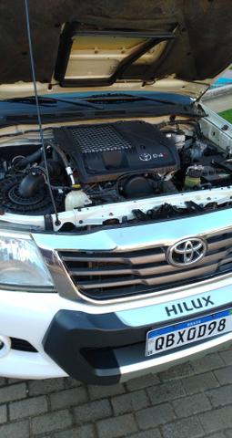 Toyota Hilux LIMITED 2015 IPVA 20 pago - Foto 8