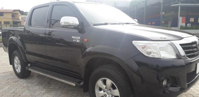 TOYOTA Hilux Caminhonete 2.7 16V 4P SR FLEX CABINE DUPLA AUTOMÁTICO