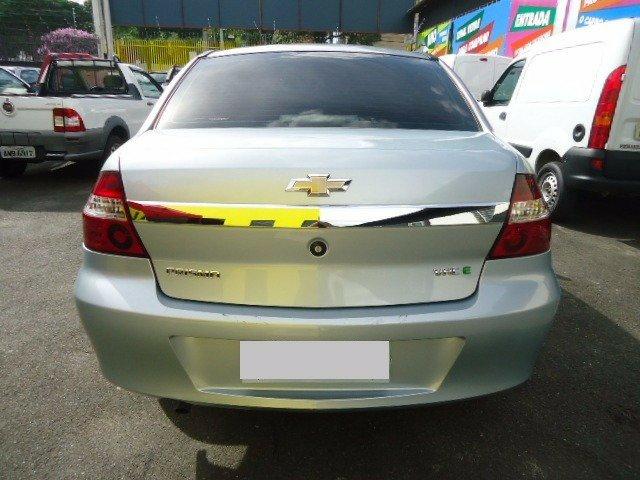 Prisma 1.4 LT Joy Sedã Barato Carro sensacional