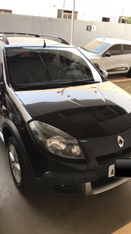 Renault Sandero Stepway 1.6 - Foto 2