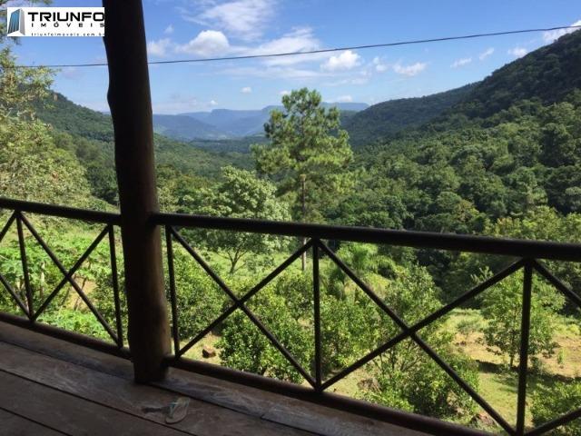 Sítio com vista panorâmica e energia especial