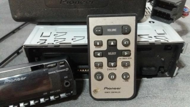 Toca CD Automotivo Pioneer - Semi Novo - Perfeito Estado de Conservação - Foto 2