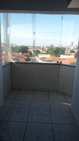 Alugo Apartamento em Ótima Localização