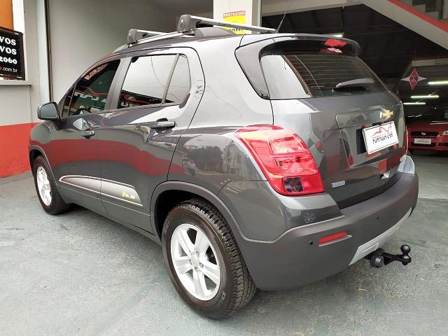 Chevrolet Tracker 1.8 Freeride 2014 Cinza - Foto 3