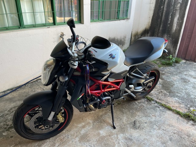 MV AGUSTA BRUTALE 1090R