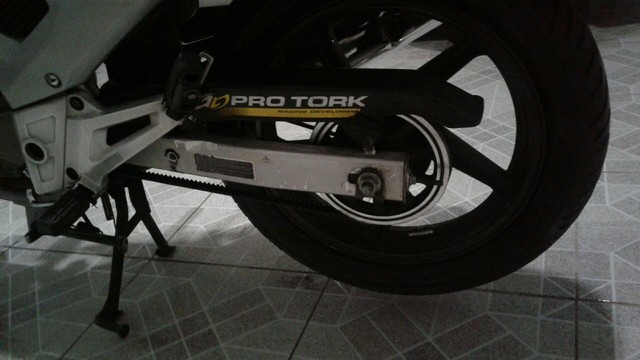 MOTO TWISTER 2008