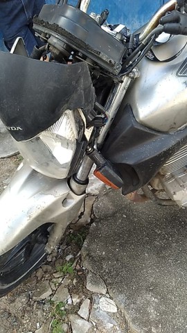 VENDE-SE CB 300 2010 PRA ROÇA