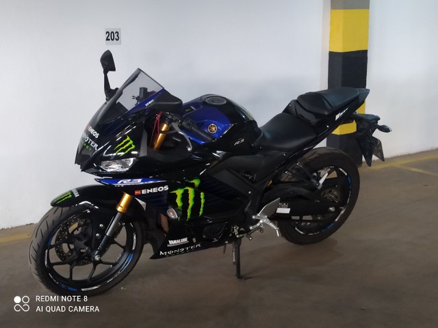 YZF R 3 320 YAMAHA