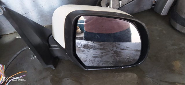 Retrovisor Nissan Versa Direito 2012 a 2014 s/ Seta