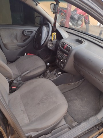 CORSA HATCH 1.4 2007 TROCO EM POLO