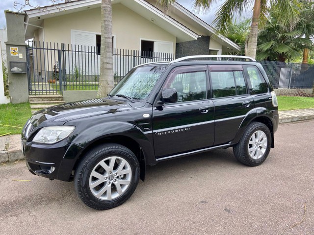 PAJERO TR4 4X4 2º DONA! BAIXA KM!