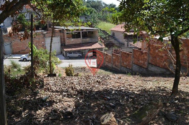 Casa à venda no bairro Jardim Rosário - Ibirité/MG