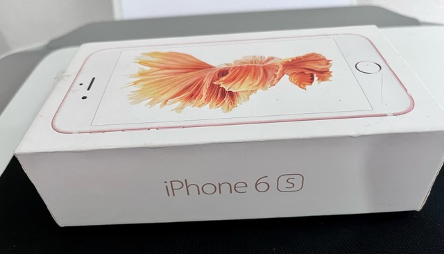 IPHONE 6S, 32GB, BEM CONSERVADO, COM FONE DE OUVIDO E CARREGADOR POR  R$700,00. - Celulares e telefonia - Alvorada, Manaus 1015743612 | OLX