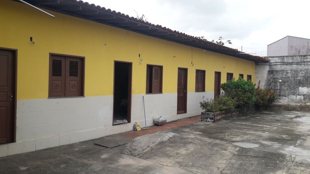 Kitnetes mobiliadas mensal ou diárias