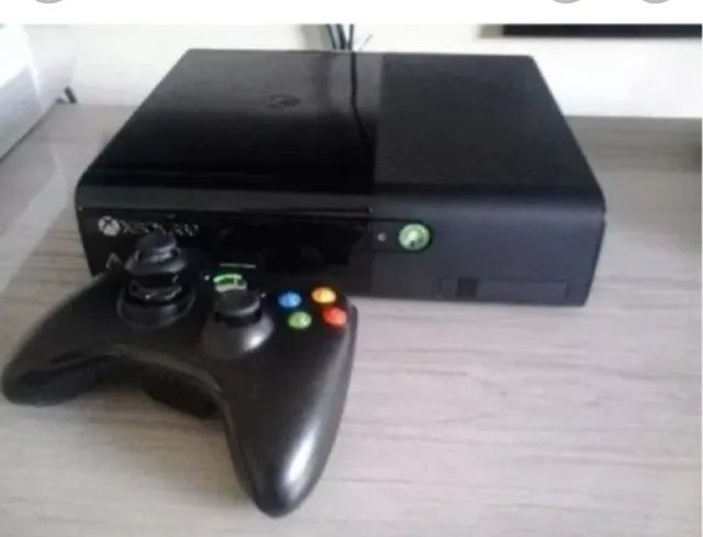 Xbox 360 Super Slim (Usado Semi novo)