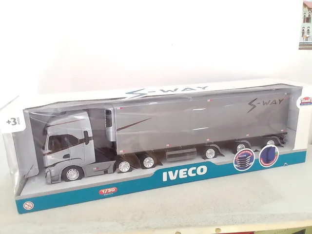 Caminhão Iveco Tector Baú - USUAL COMERCIO ELETRONICO DE BRINQUEDOS