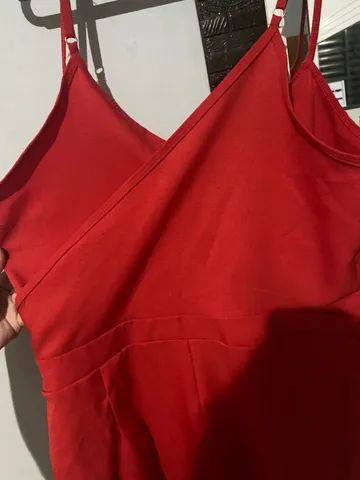 Macacão vermelho