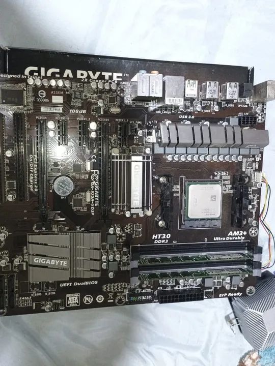 Placa mãe Gigabyte com Processador AMD FX 6300 E 8 Giga de Memoria. - Foto 2