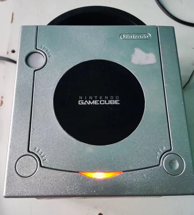 Nintendo Game Cube modelo 101<br>Está sem controle<br>Modelo 101 USA
