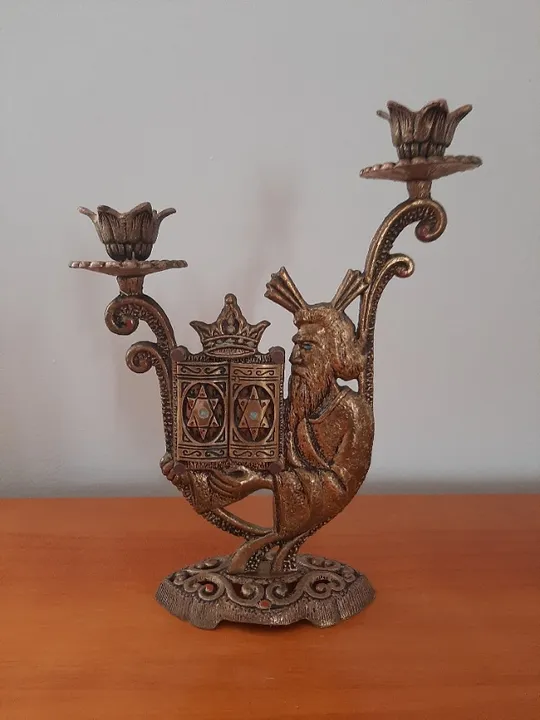 Candelabro em bronze -Origem Judaica (ISRAEL - séc.XX) 