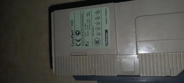 Disjuntor schneider 100 amper caixa moldada - Foto 3