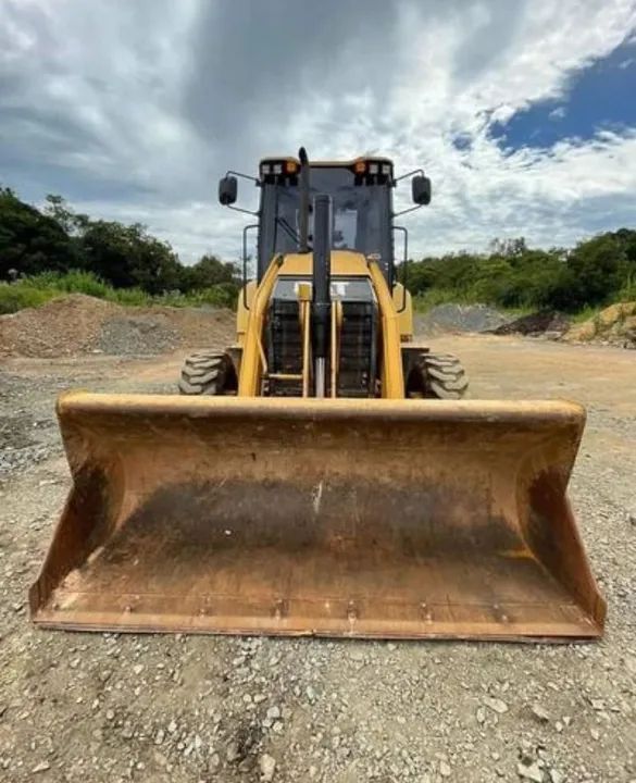 CATERPILLAR 416 F 2 ANO 2020 4X4 CABINDA COMPLETA. 3.075 - Foto 5