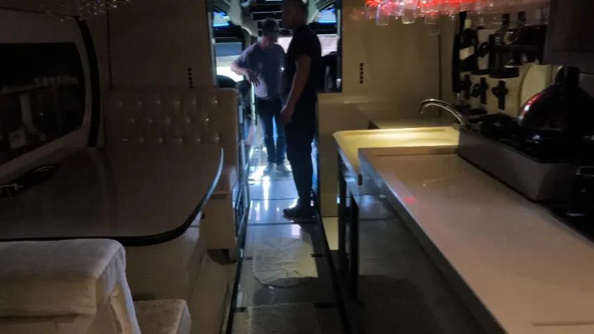 Ônibus Showlightinghome - Foto 4