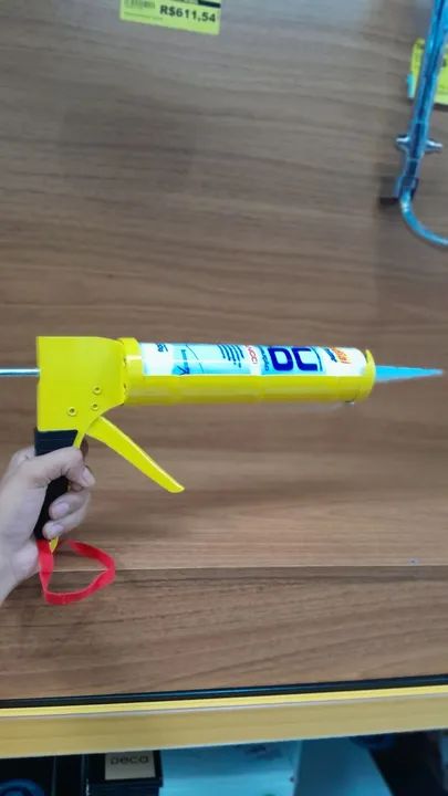 Pistola para aplicação de silicone