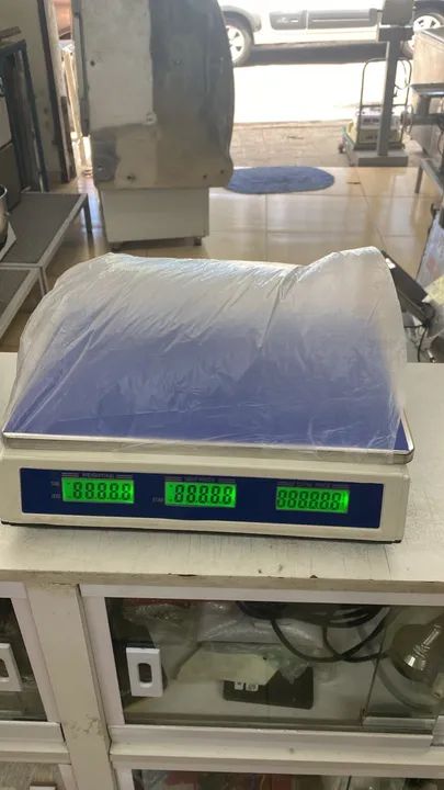 BALANÇA DIGITAL 40kg NOVA NA CAIXA GARANTIA SERVIÇO DE ENTREGA NOTA FISCAL - Foto 2