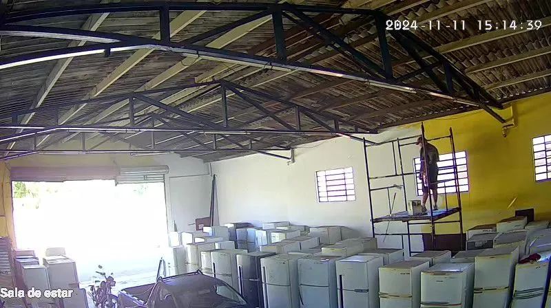 REFRIAUTO GELADEIRA E MÁQUINA DE LAVAR 