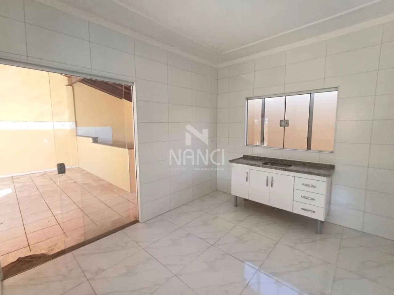 Venda de Casas / Padrão na cidade de Ipeúna - Foto 2