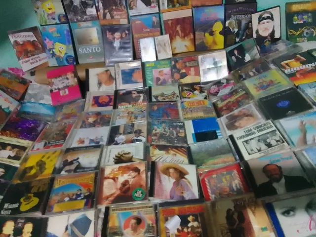 CDs dvs rock 10 duplo etc... Não e lote conforme a busca e procura 