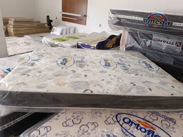 COLCHÃO DE CASAL D28 ESPUMA SELADA 