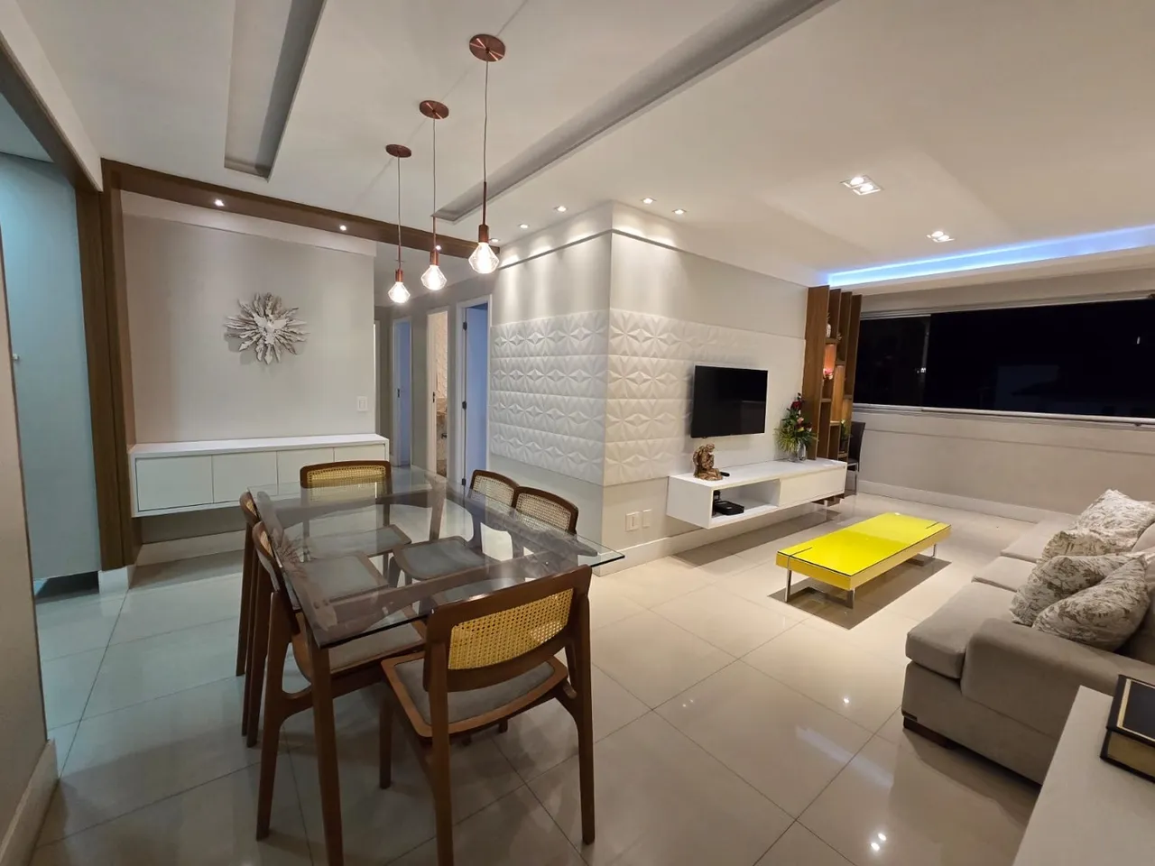 Apartamento na Avenida dos Holandeses - Olho D?água