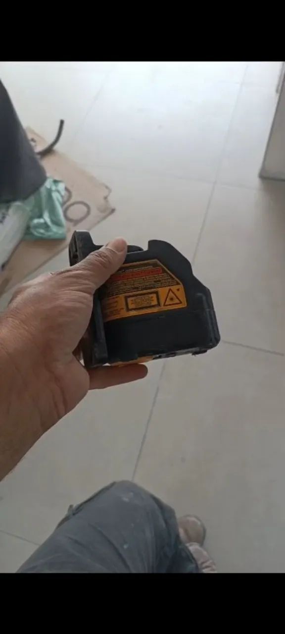 Nível a laser Dewalt com carregador Duracell  - Foto 2