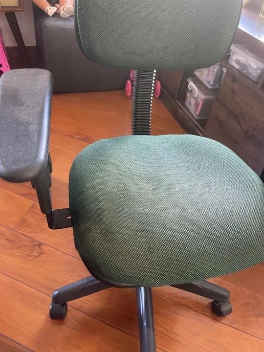 Cadeira de rodinhas - Foto 4