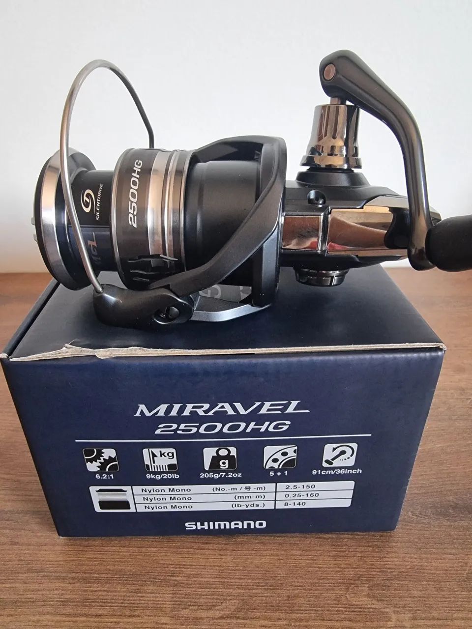 Molinete Shimano Miravel 2500HG - Foto 3