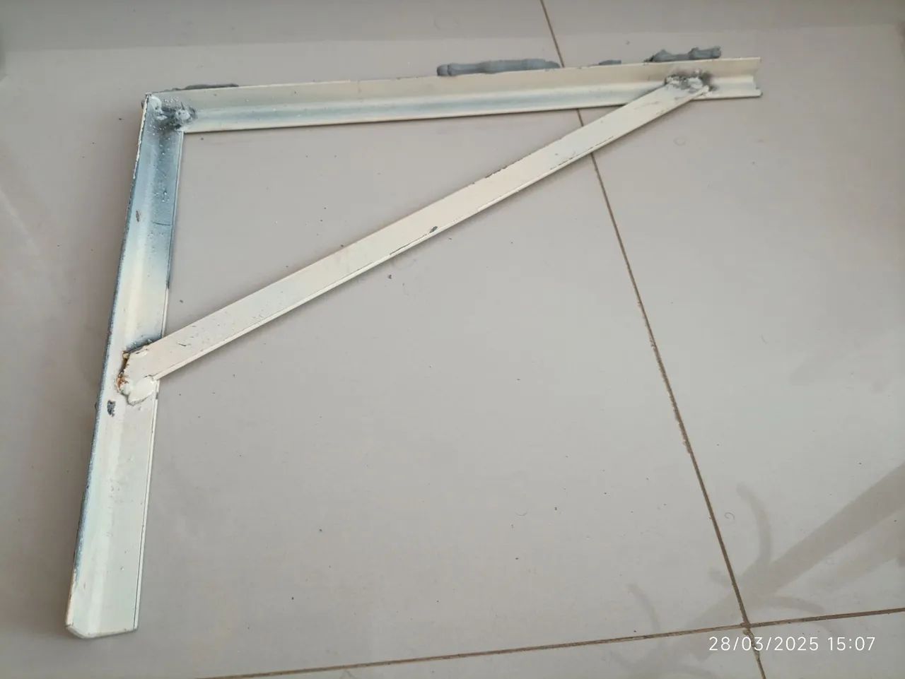 Durable Steel Bracket445639162961612802